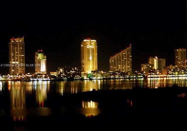 Small Image of 3340 NORTH EAST 190TH ST #1507, Aventura Number 34