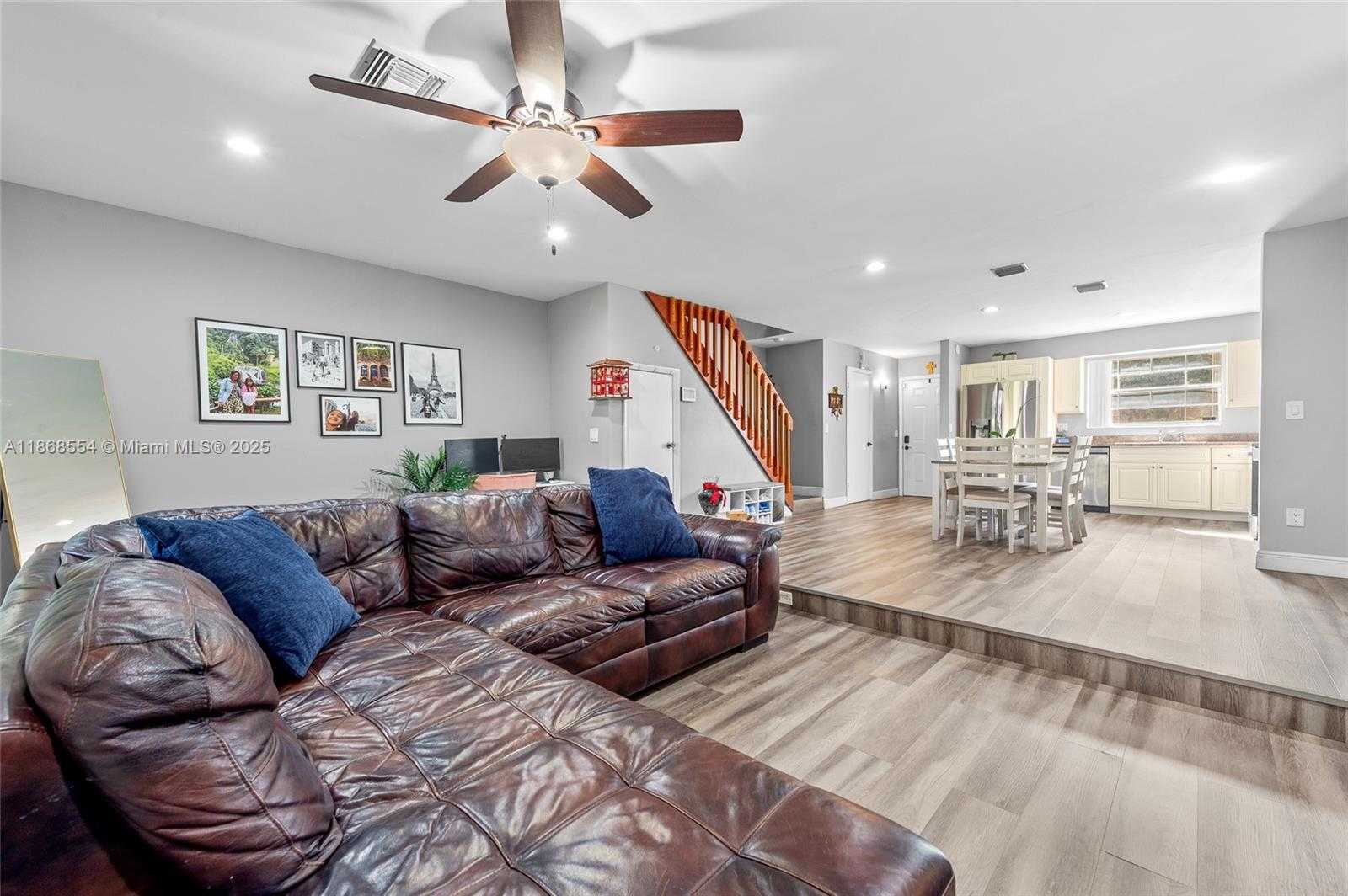 Small Image of 7068 WOODMONT AVE, Tamarac Number 15