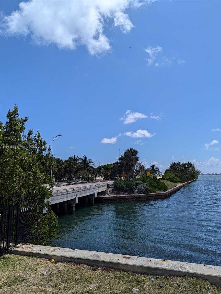 Small Image of 600 NORTH EAST 36TH ST #1804, Miami Number 27