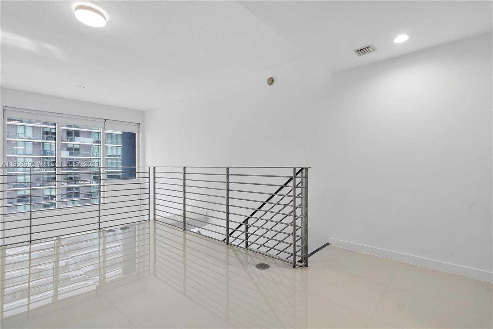 Small Image of 60 SOUTH WEST 13TH ST #2420, Miami Number 15