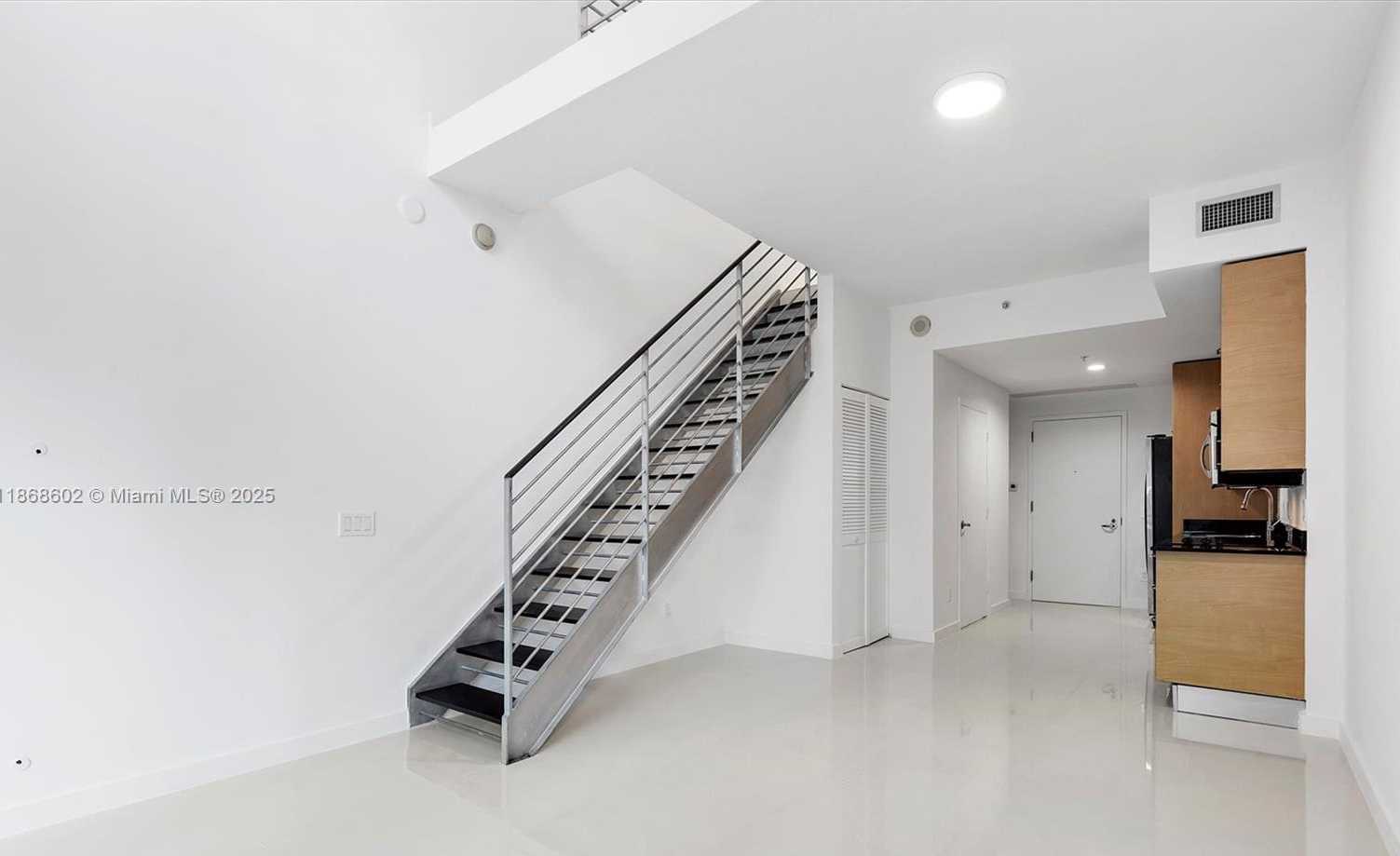 Small Image of 60 SOUTH WEST 13TH ST #2420, Miami Number 7