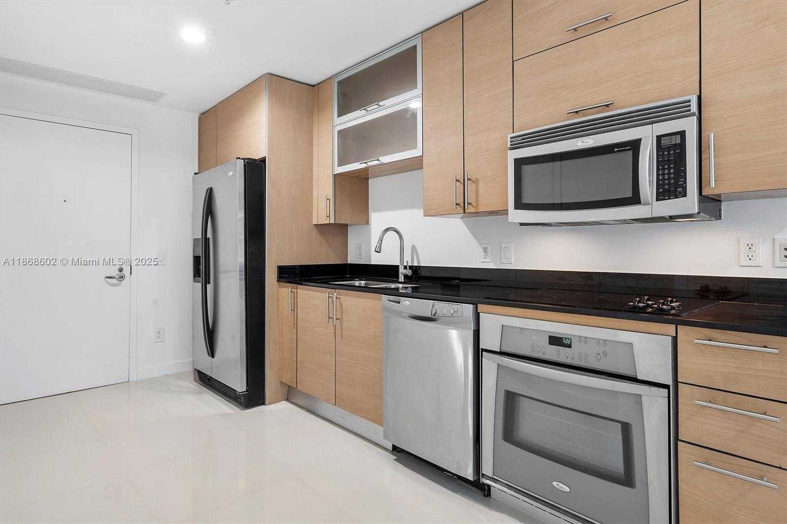 Small Image of 60 SOUTH WEST 13TH ST #2420, Miami Number 8