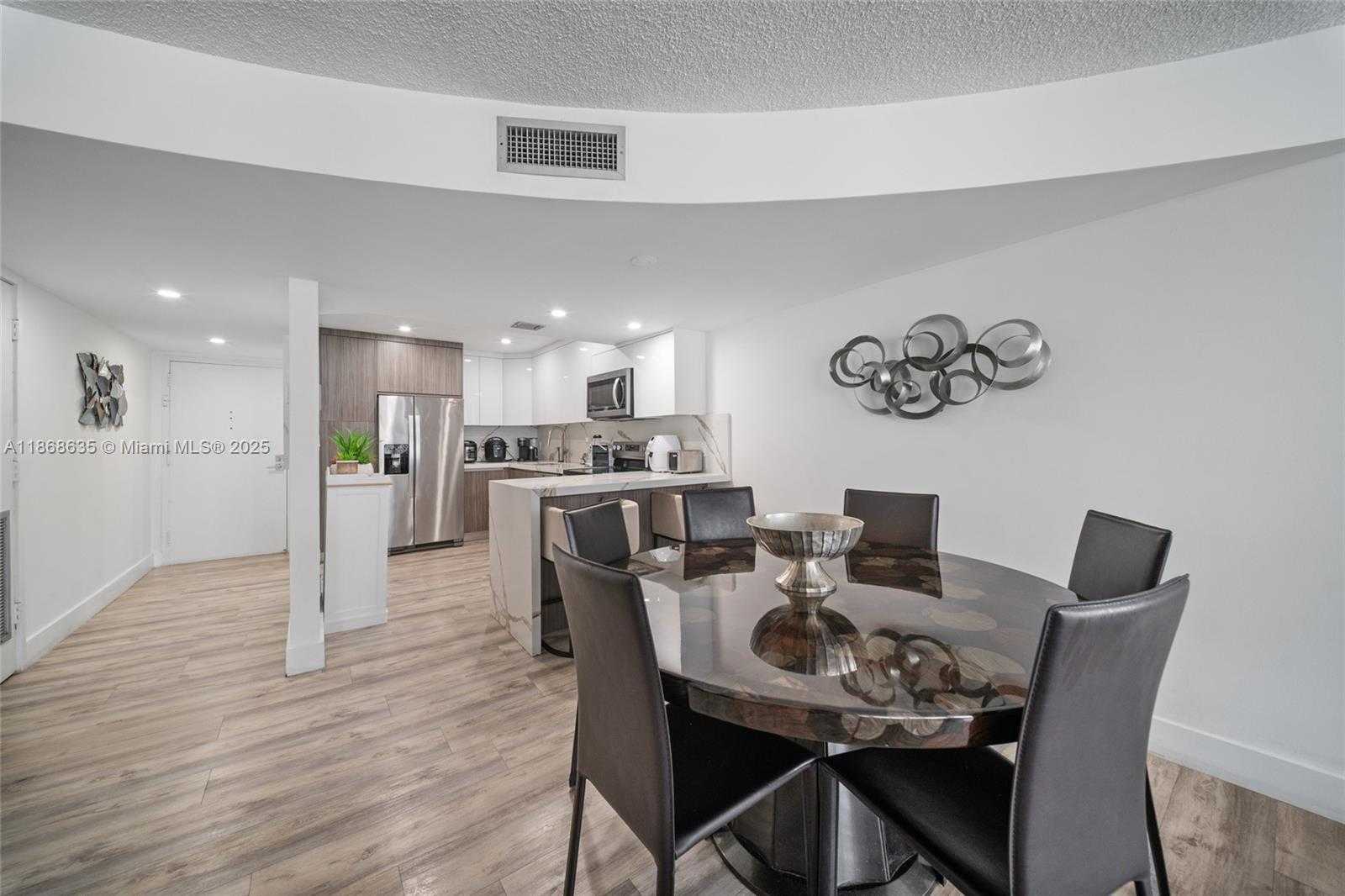 Small Image of 2401 SOUTH OCEAN DR #2304, Hollywood Number 12