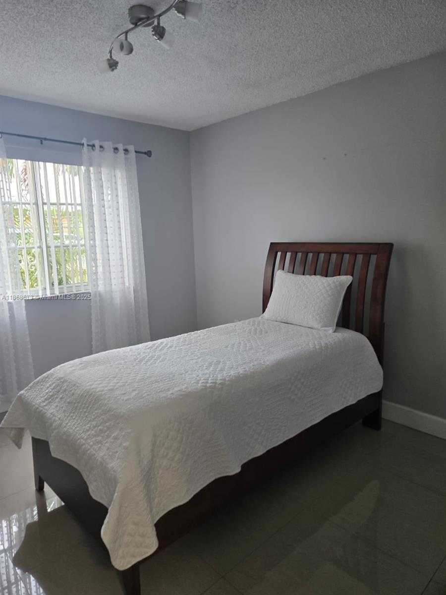 Small Image of 6919 WEST 36TH AVE #101, Hialeah Number 15