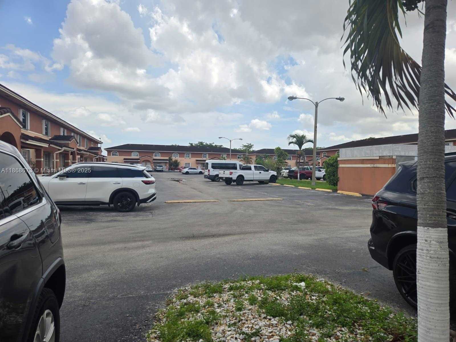Small Image of 6919 WEST 36TH AVE #101, Hialeah Number 19