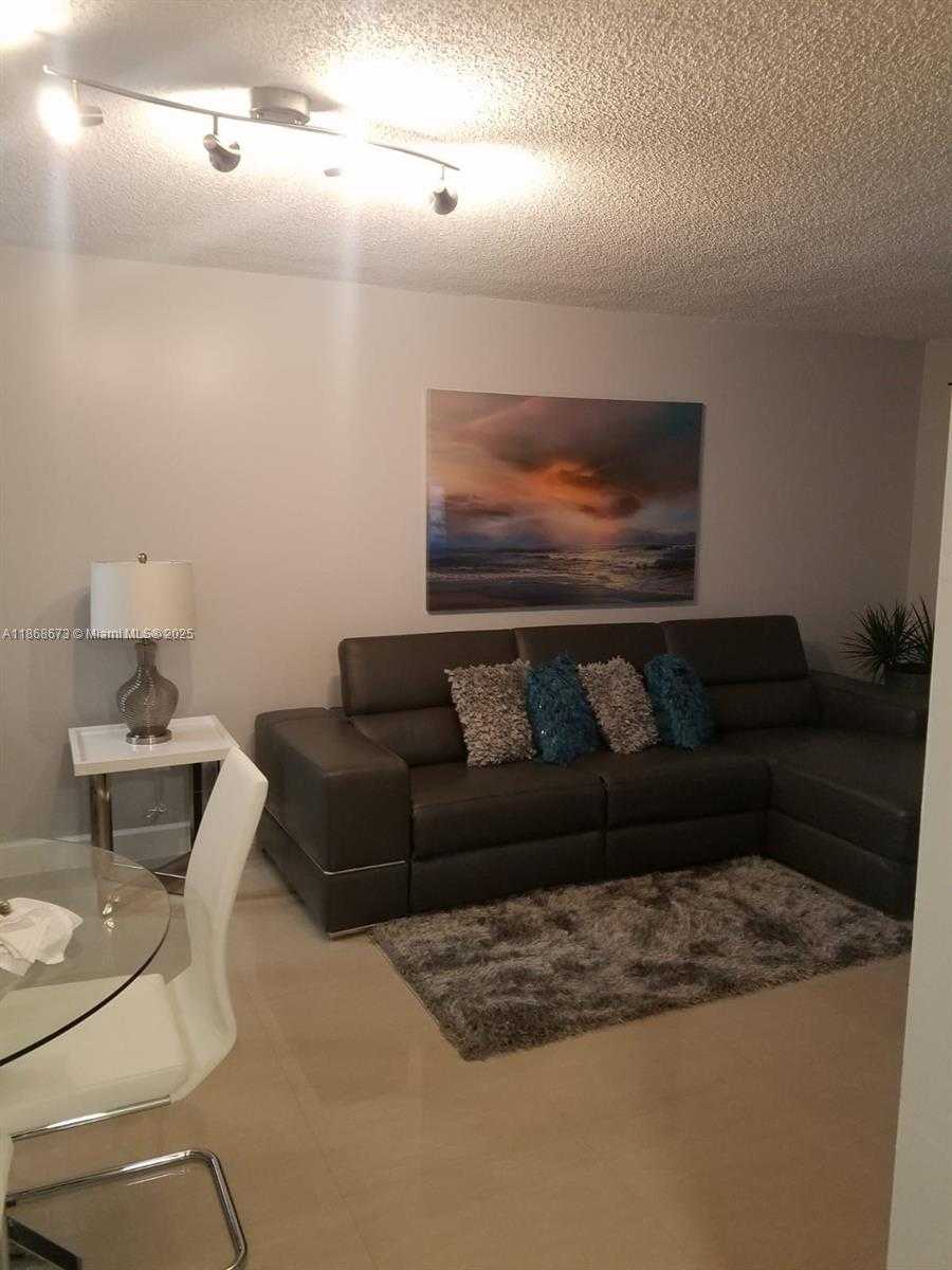 Small Image of 6919 WEST 36TH AVE #101, Hialeah Number 5