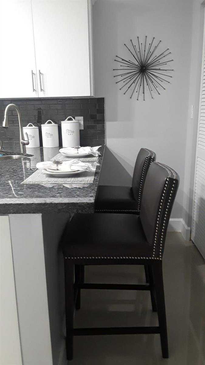 Small Image of 6919 WEST 36TH AVE #101, Hialeah Number 8