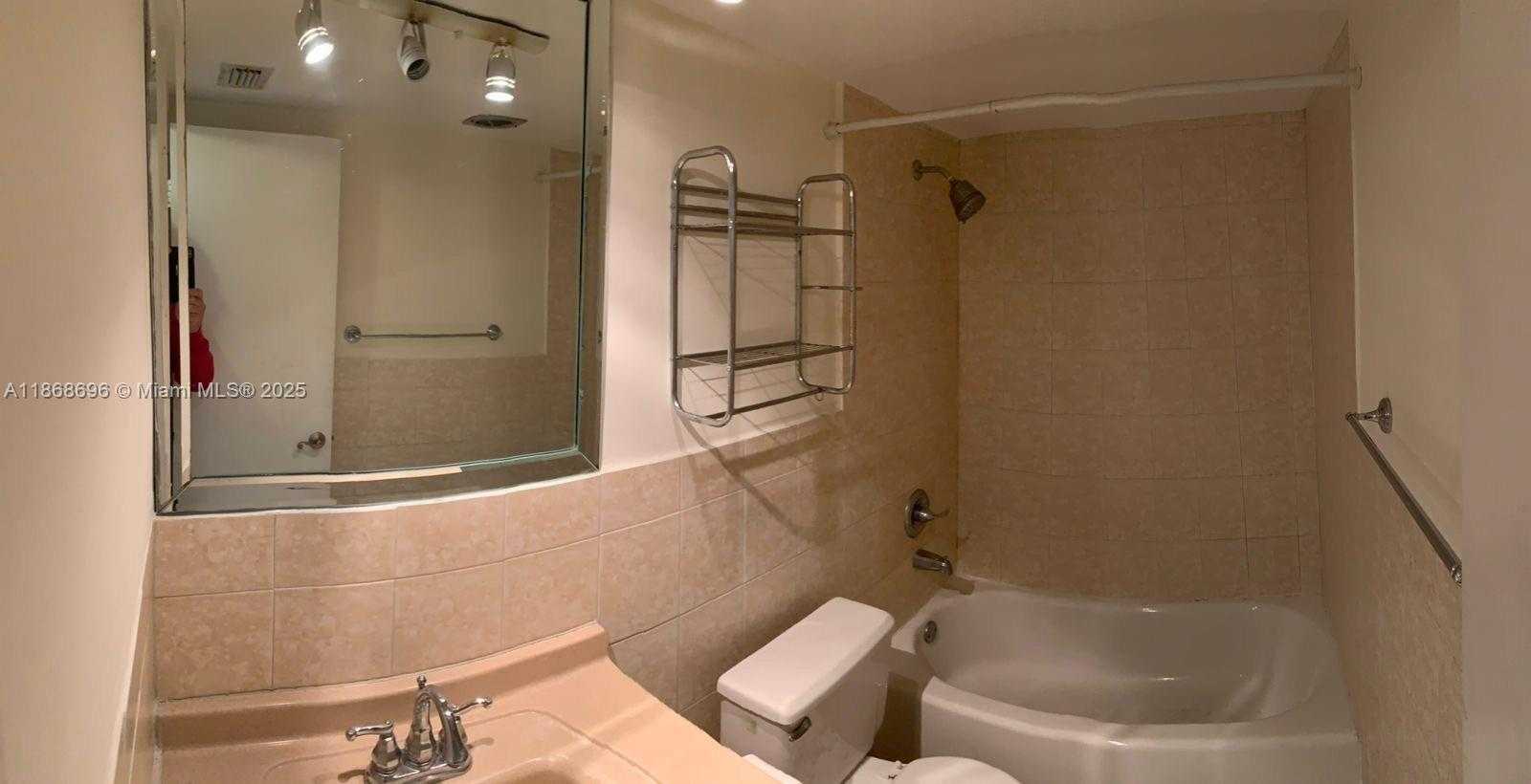 Small Image of 1120 102ND ST #16, Bay Harbor Islands Number 2