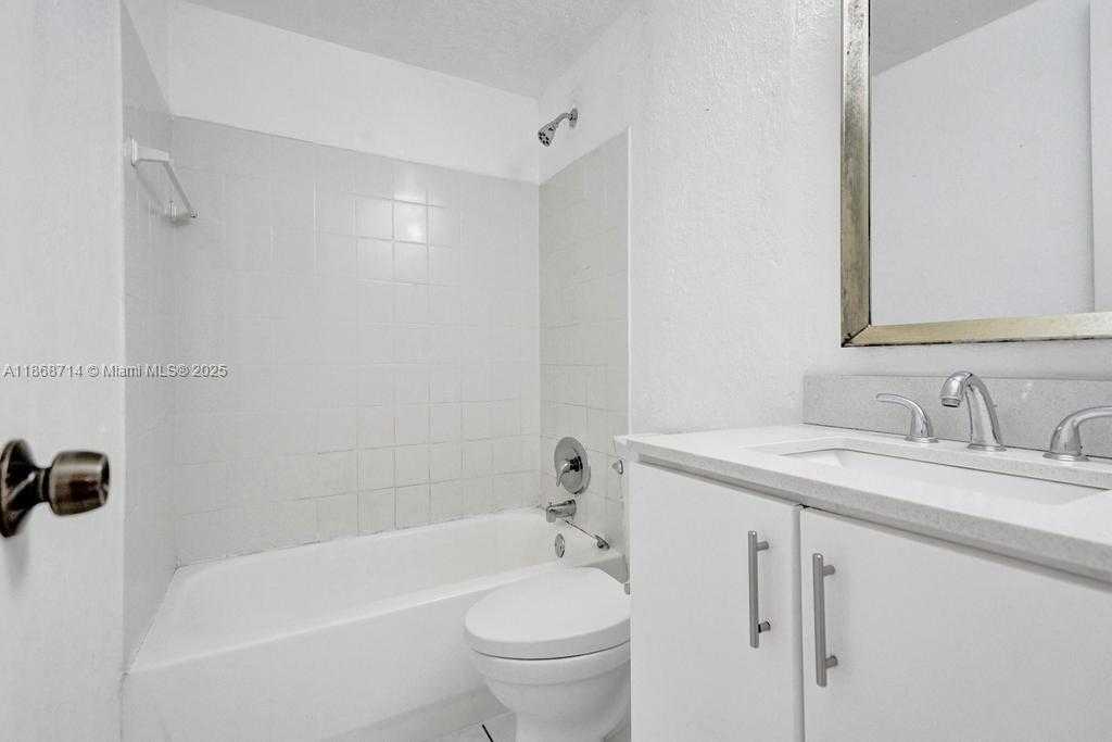 Small Image of 1251 NORTH EAST 108TH ST #411, Miami Number 11