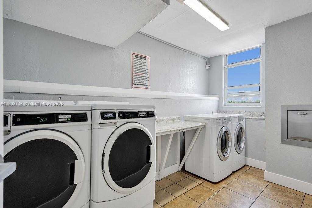 Small Image of 1251 NORTH EAST 108TH ST #411, Miami Number 24