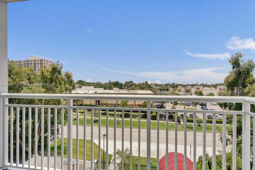 Small Image of 1251 NORTH EAST 108TH ST #411, Miami Number 30