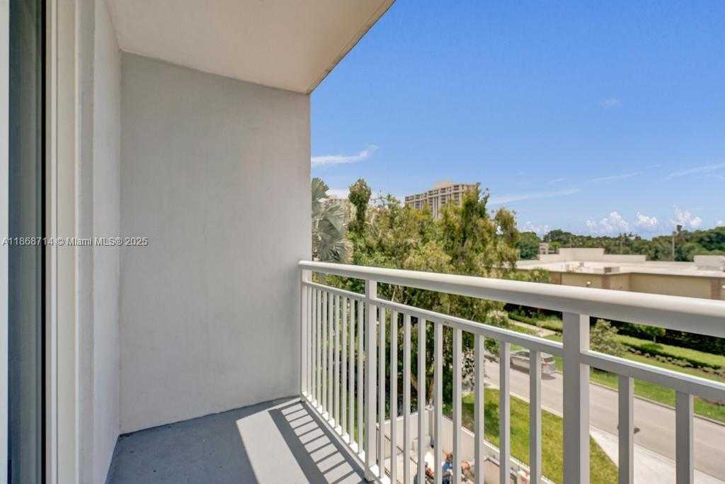 Small Image of 1251 NORTH EAST 108TH ST #411, Miami Number 31