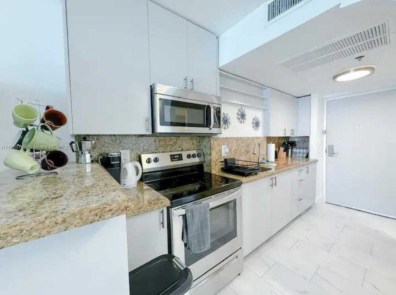 Small Image of 19201 COLLINS AVE #545, Sunny Isles Beach Number 24