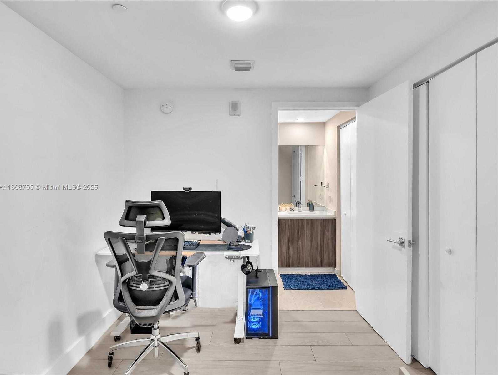 Small Image of 488 NORTH EAST 18TH ST #2309, Miami Number 31