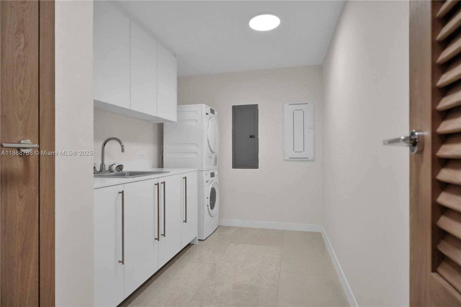 Small Image of 1135 103 #505, Bay Harbor Islands Number 37