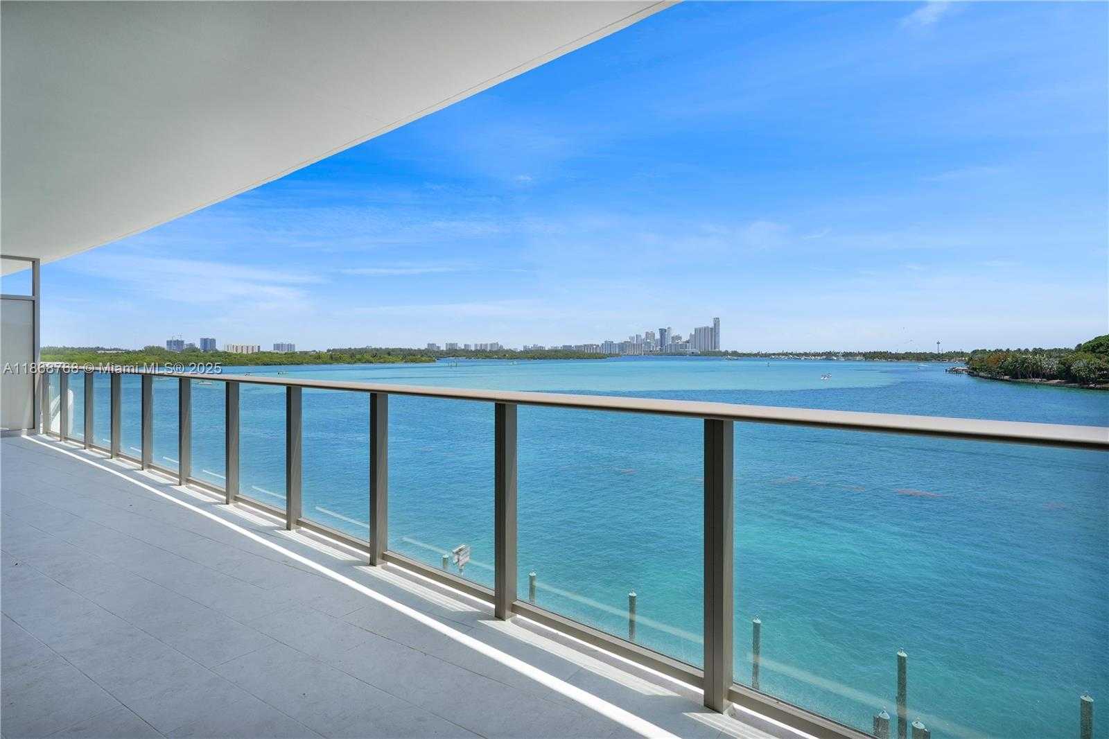 Small Image of 1135 103 #505, Bay Harbor Islands Number 40