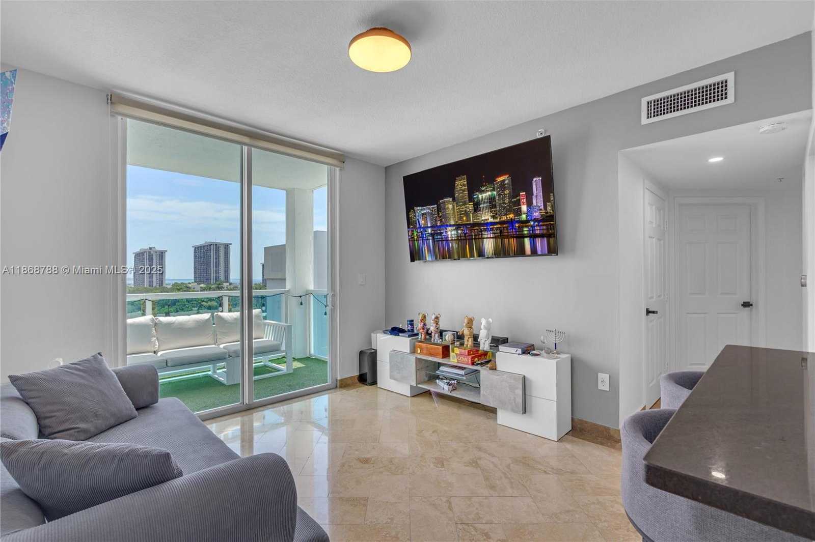 Small Image of 1723 SOUTH WEST 2ND AVE #902, Miami Number 11