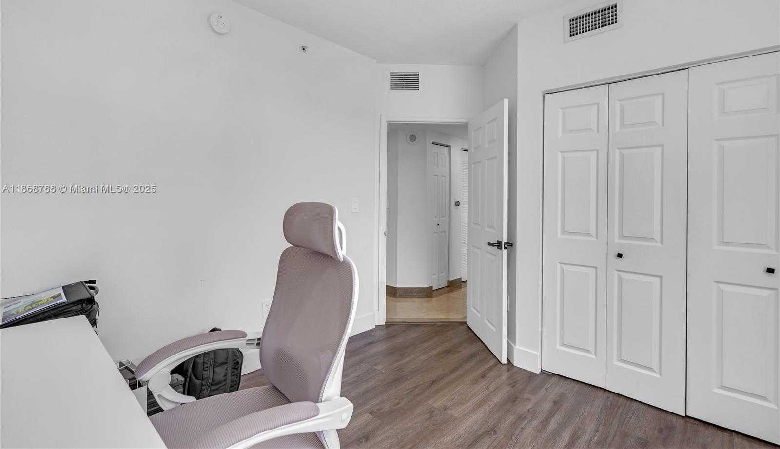 Small Image of 1723 SOUTH WEST 2ND AVE #902, Miami Number 17
