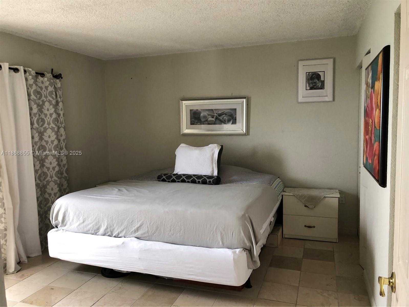 Small Image of 7904 WEST DR #908, North Bay Village Number 11