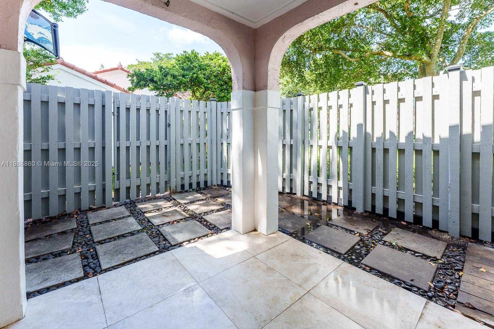 Small Image of 1462 SPRINGSIDE DR, Weston Number 16