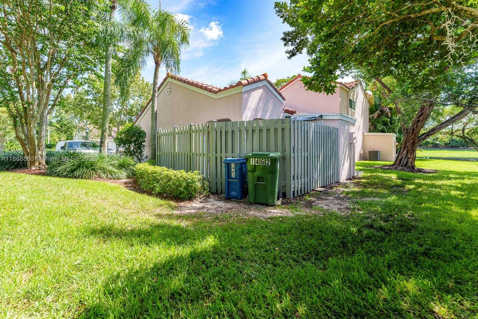 Small Image of 1462 SPRINGSIDE DR, Weston Number 20