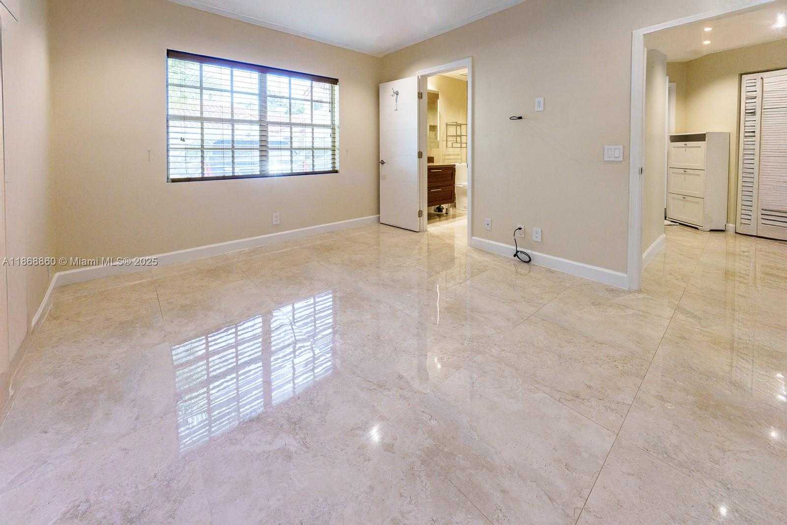 Small Image of 1462 SPRINGSIDE DR, Weston Number 6