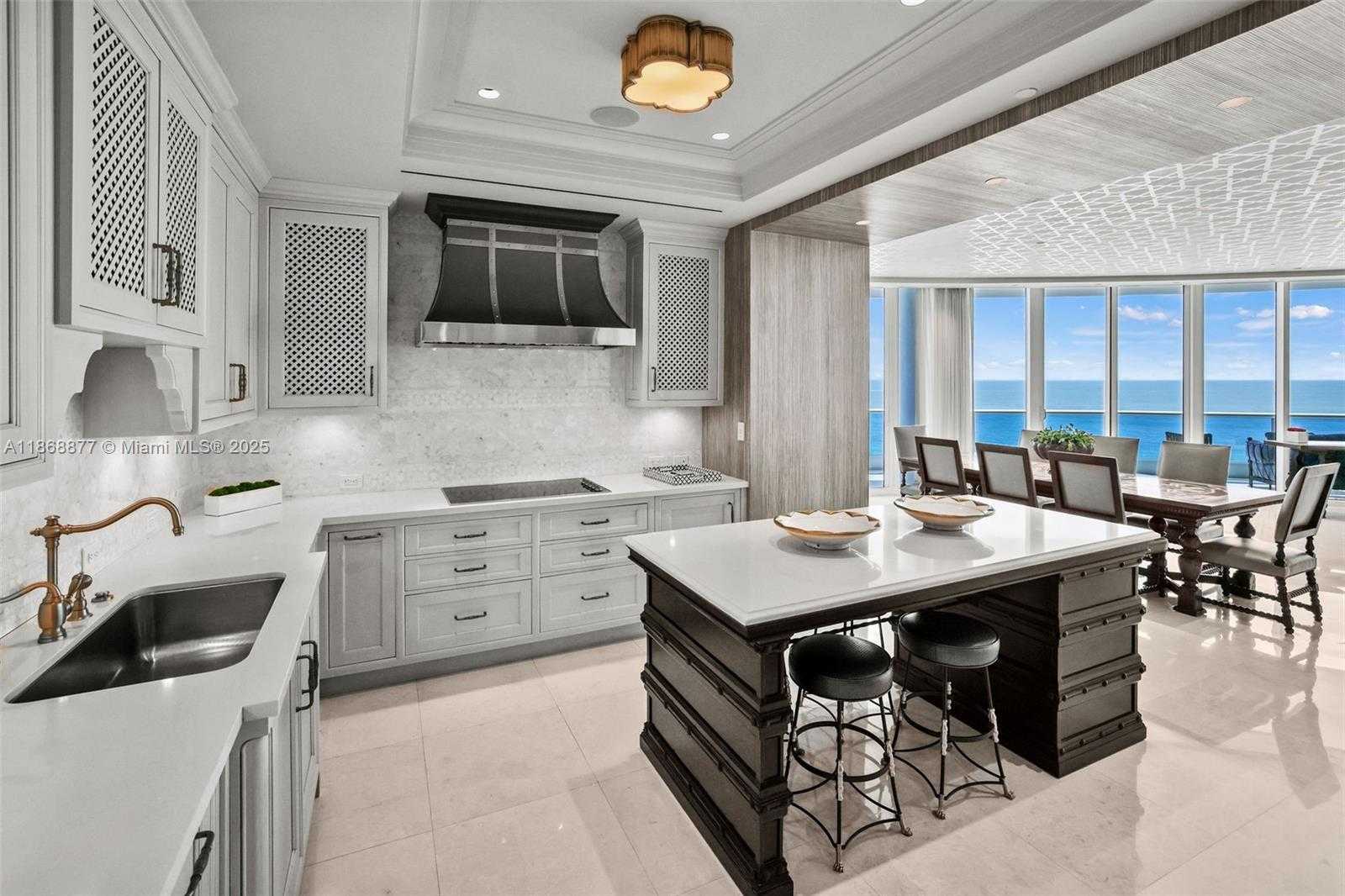 Small Image of 5959 COLLINS AVE #1007, Miami Beach Number 12