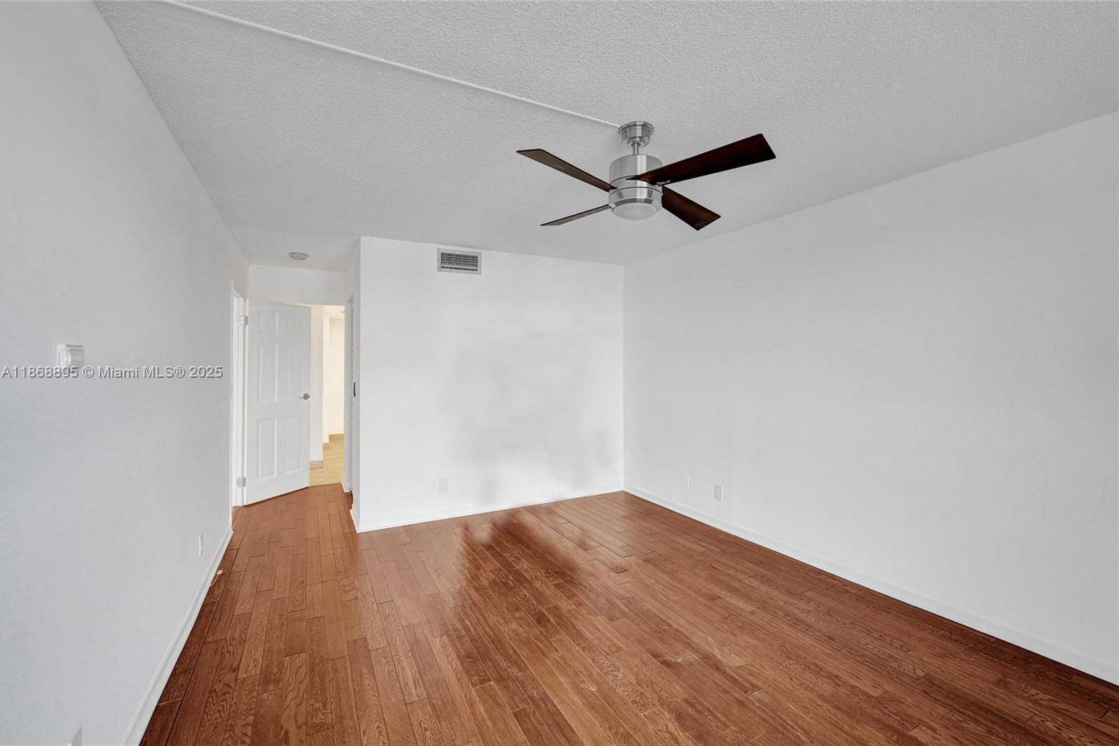 Small Image of 1500 SOUTH OCEAN DR #6F, Hollywood Number 14