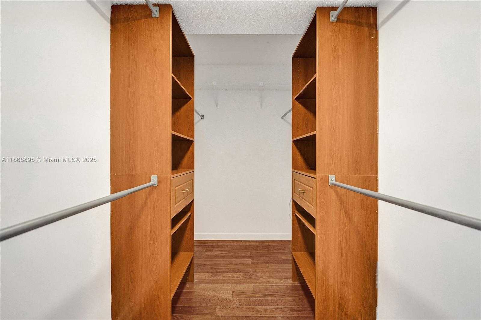 Small Image of 1500 SOUTH OCEAN DR #6F, Hollywood Number 16