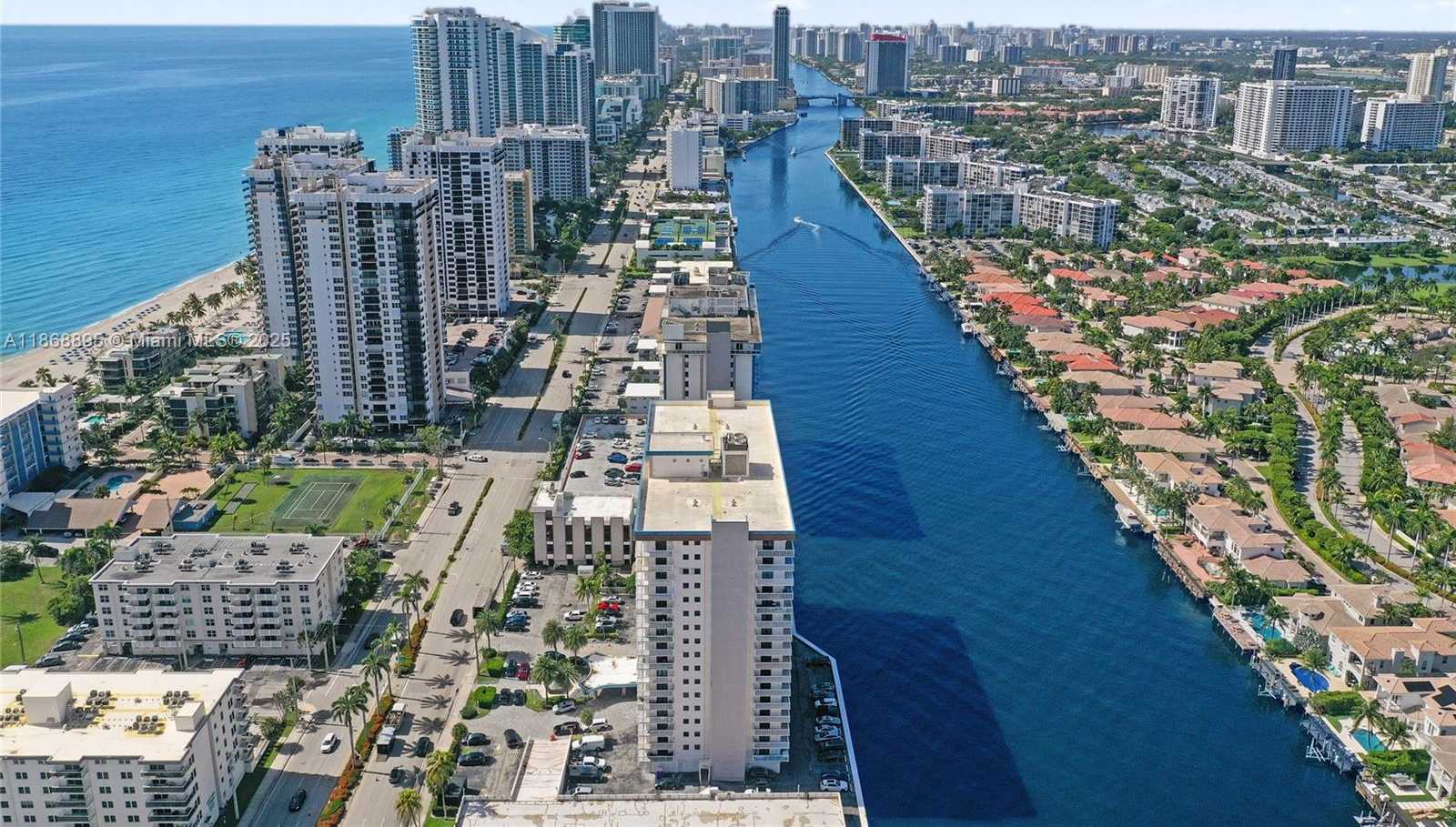 Small Image of 1500 SOUTH OCEAN DR #6F, Hollywood Number 2