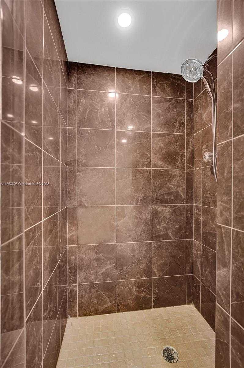 Small Image of 1500 SOUTH OCEAN DR #6F, Hollywood Number 20