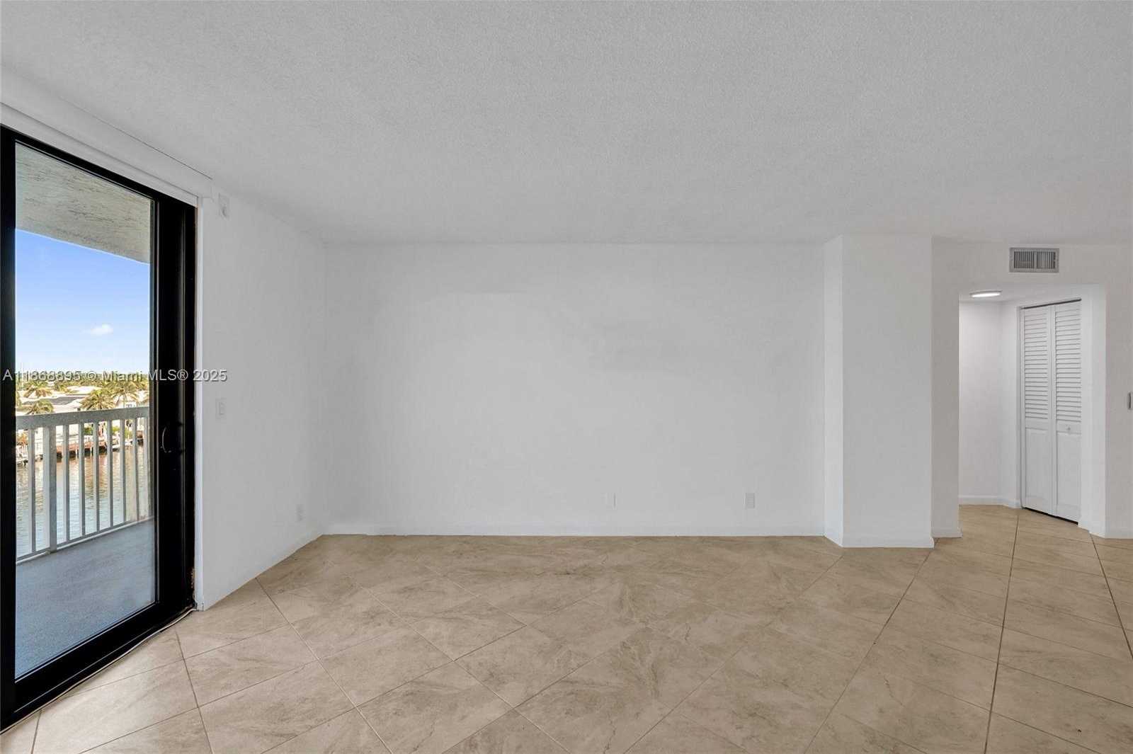 Small Image of 1500 SOUTH OCEAN DR #6F, Hollywood Number 24