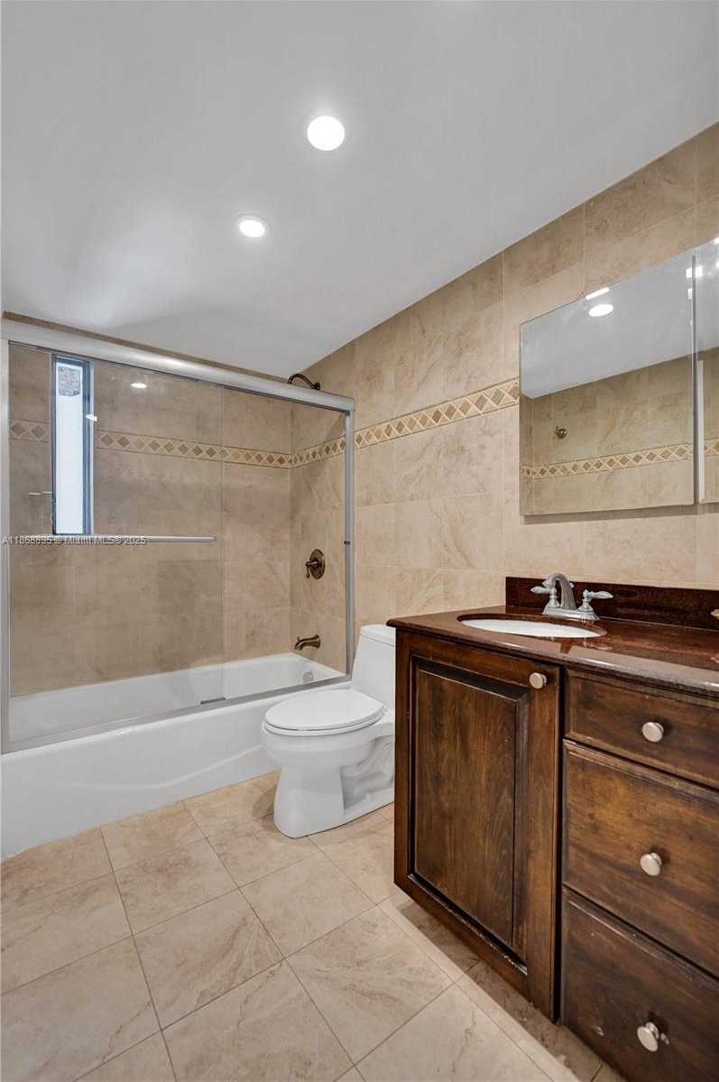 Small Image of 1500 SOUTH OCEAN DR #6F, Hollywood Number 26