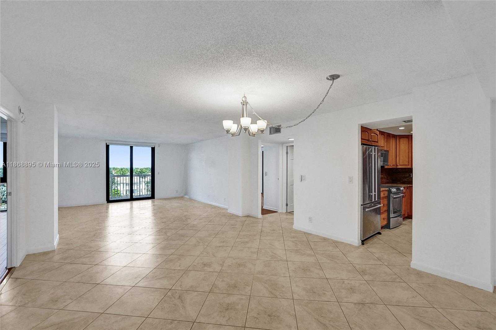Small Image of 1500 SOUTH OCEAN DR #6F, Hollywood Number 7