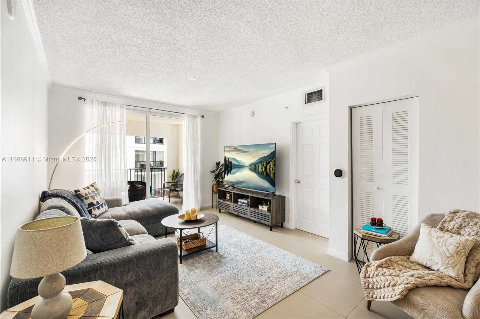 Small Image of 17100 NORTH BAY RD #1810, Sunny Isles Beach Number 12