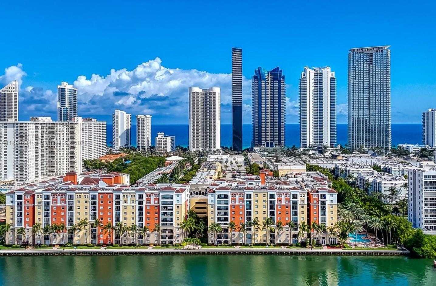 Small Image of 17100 NORTH BAY RD #1810, Sunny Isles Beach Number 35