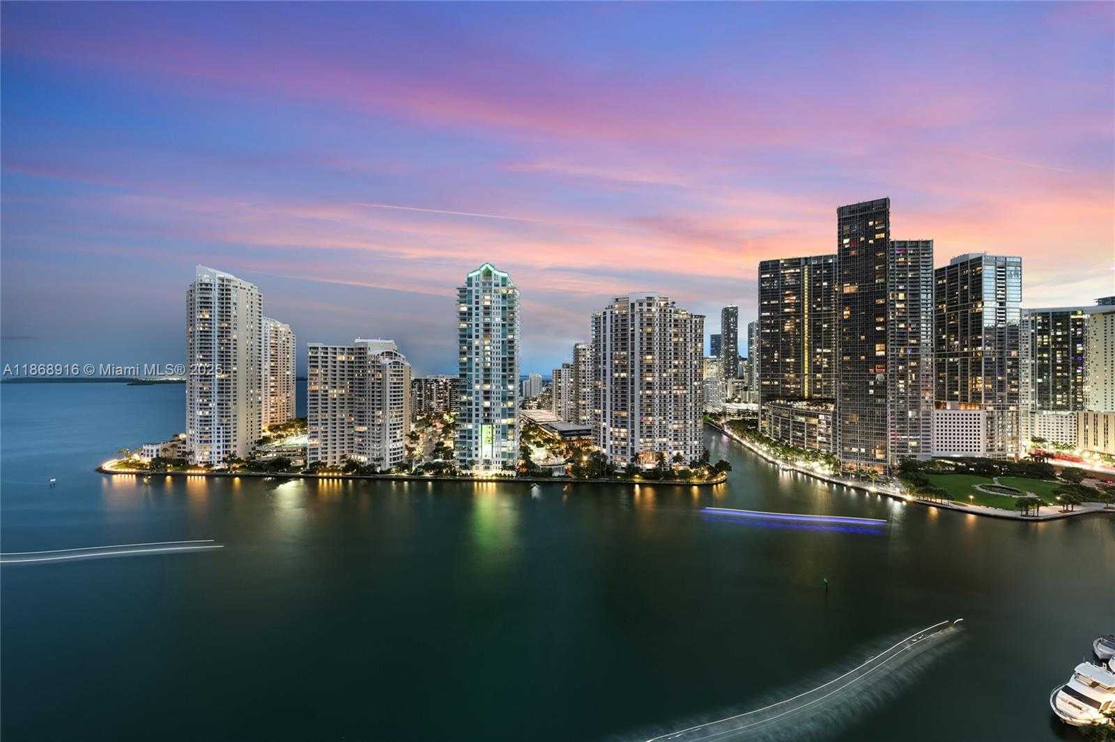 Small Image of 325 SOUTH BISCAYNE BLVD #2515, Miami Number 26