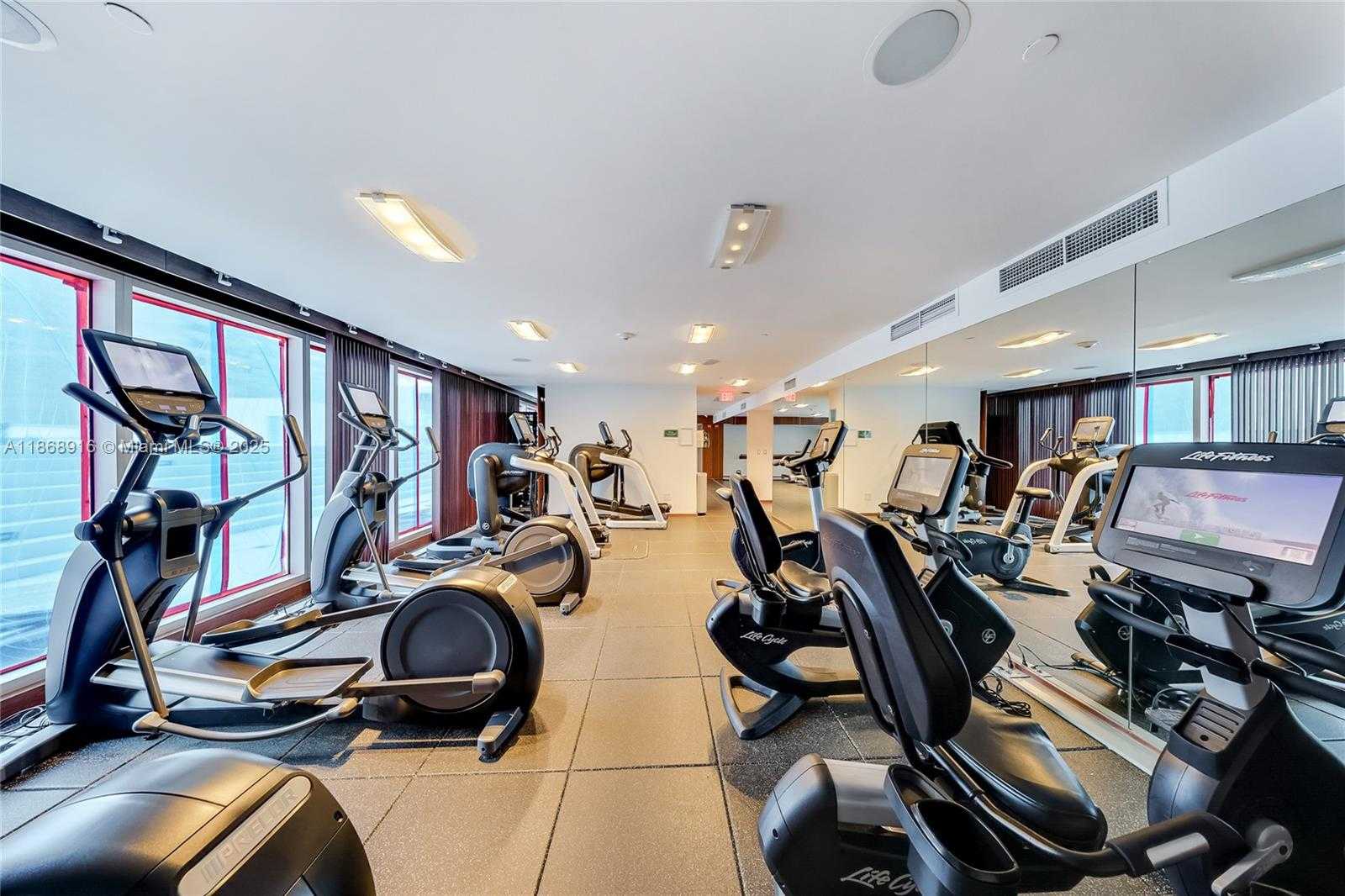Small Image of 325 SOUTH BISCAYNE BLVD #2515, Miami Number 28