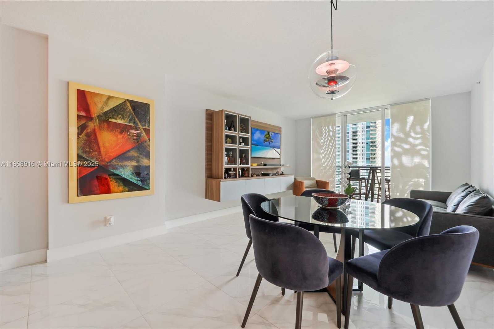 Small Image of 325 SOUTH BISCAYNE BLVD #2515, Miami Number 9