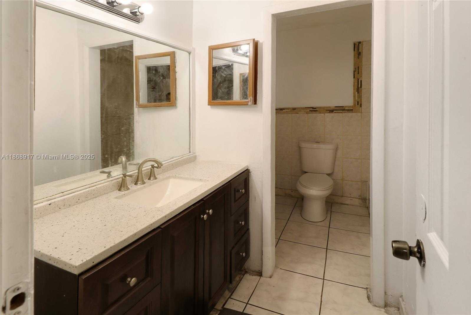 Small Image of 1348 SEAVIEW DR, North Lauderdale Number 6