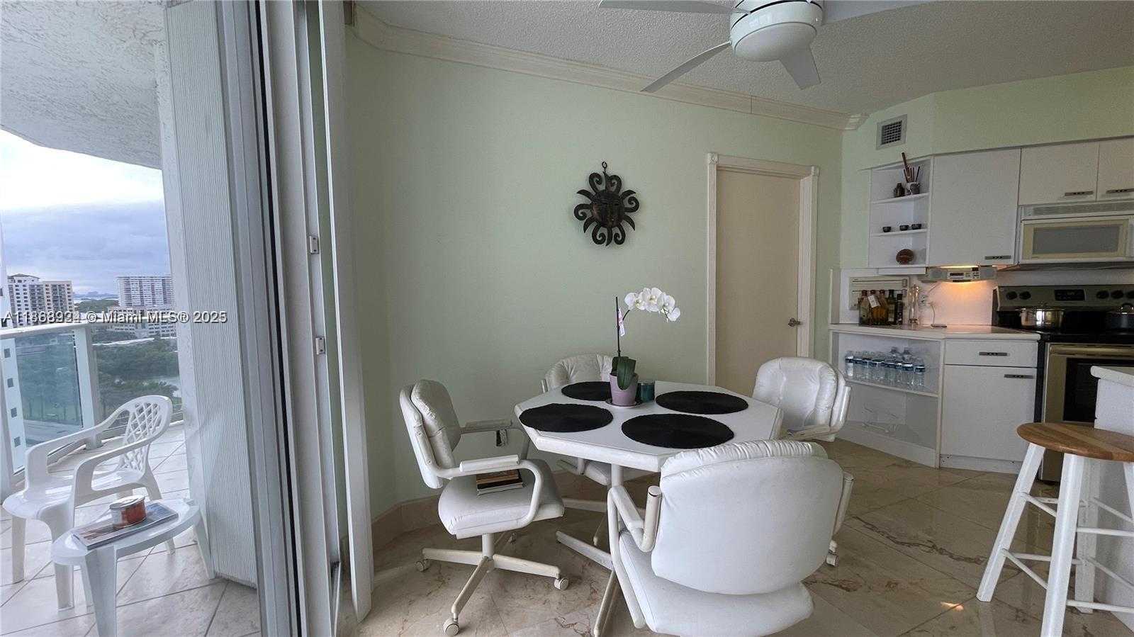 Small Image of 16445 COLLINS AVE #1422, Sunny Isles Beach Number 12
