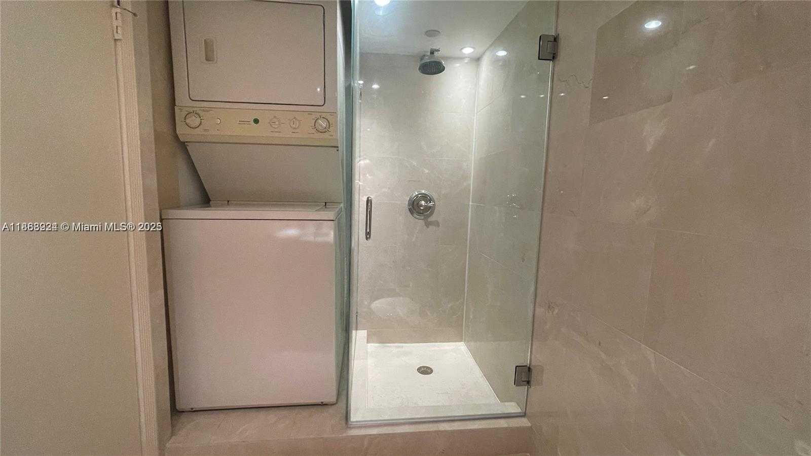 Small Image of 16445 COLLINS AVE #1422, Sunny Isles Beach Number 23