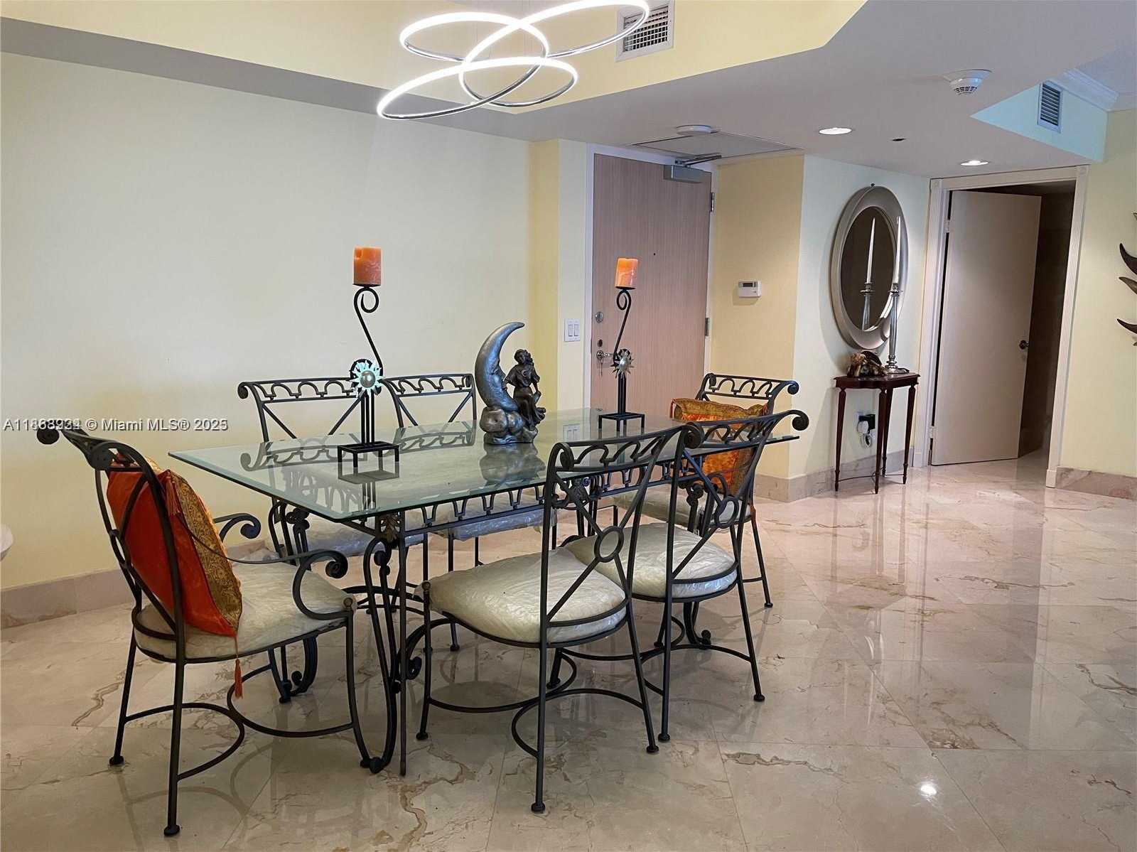 Small Image of 16445 COLLINS AVE #1422, Sunny Isles Beach Number 3