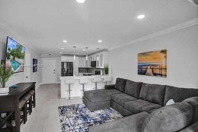 Small Image of 2900 NORTH BANYAN ST #101, Fort Lauderdale Number 8