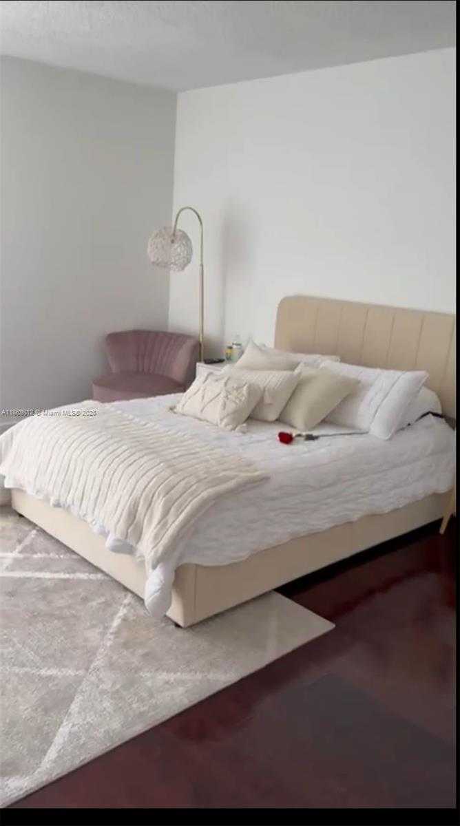 Small Image of 3675 NORTH COUNTRY CLUB DR #507, Aventura Number 3