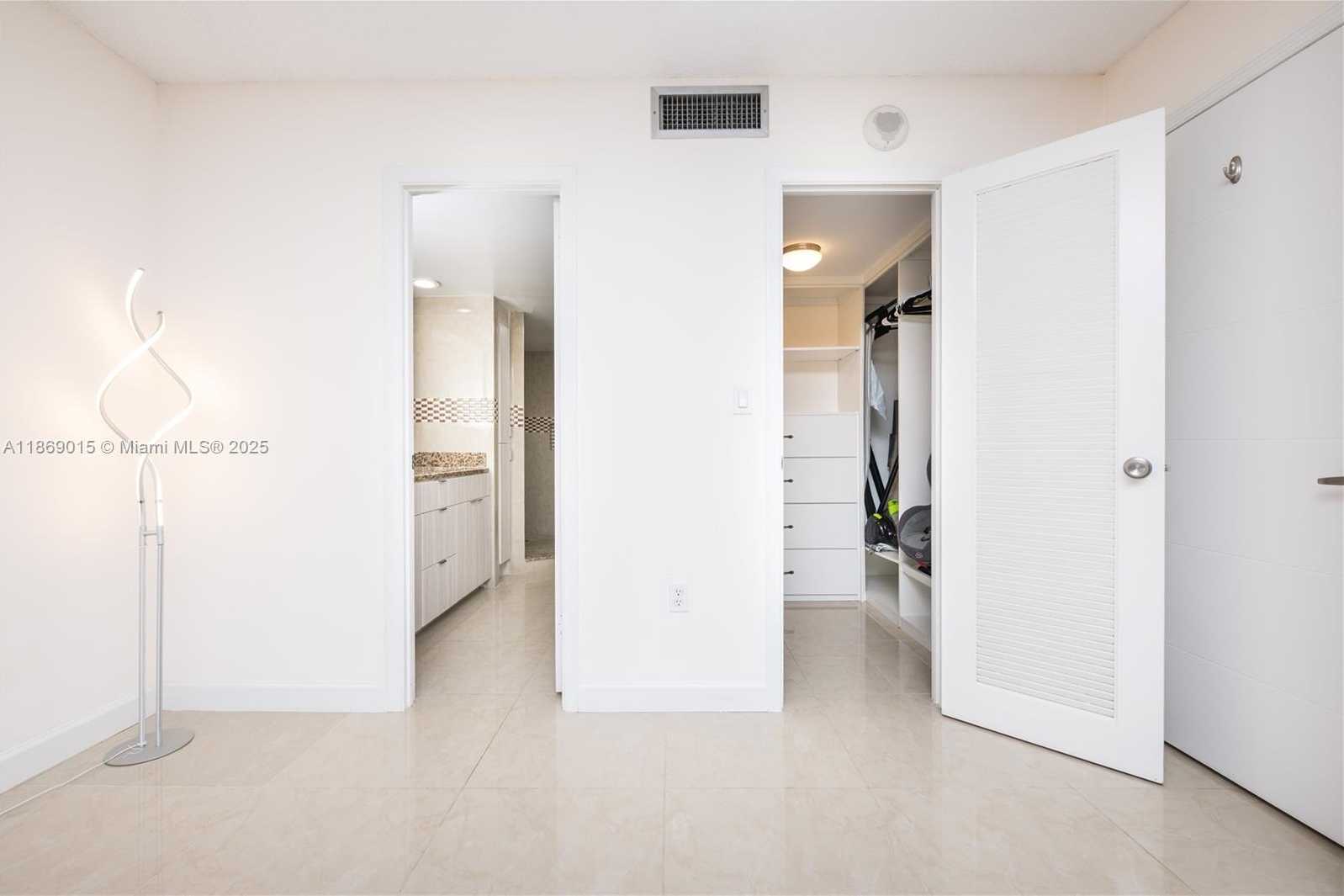 Small Image of 1833 SOUTH OCEAN DR #1007, Hallandale Beach Number 22