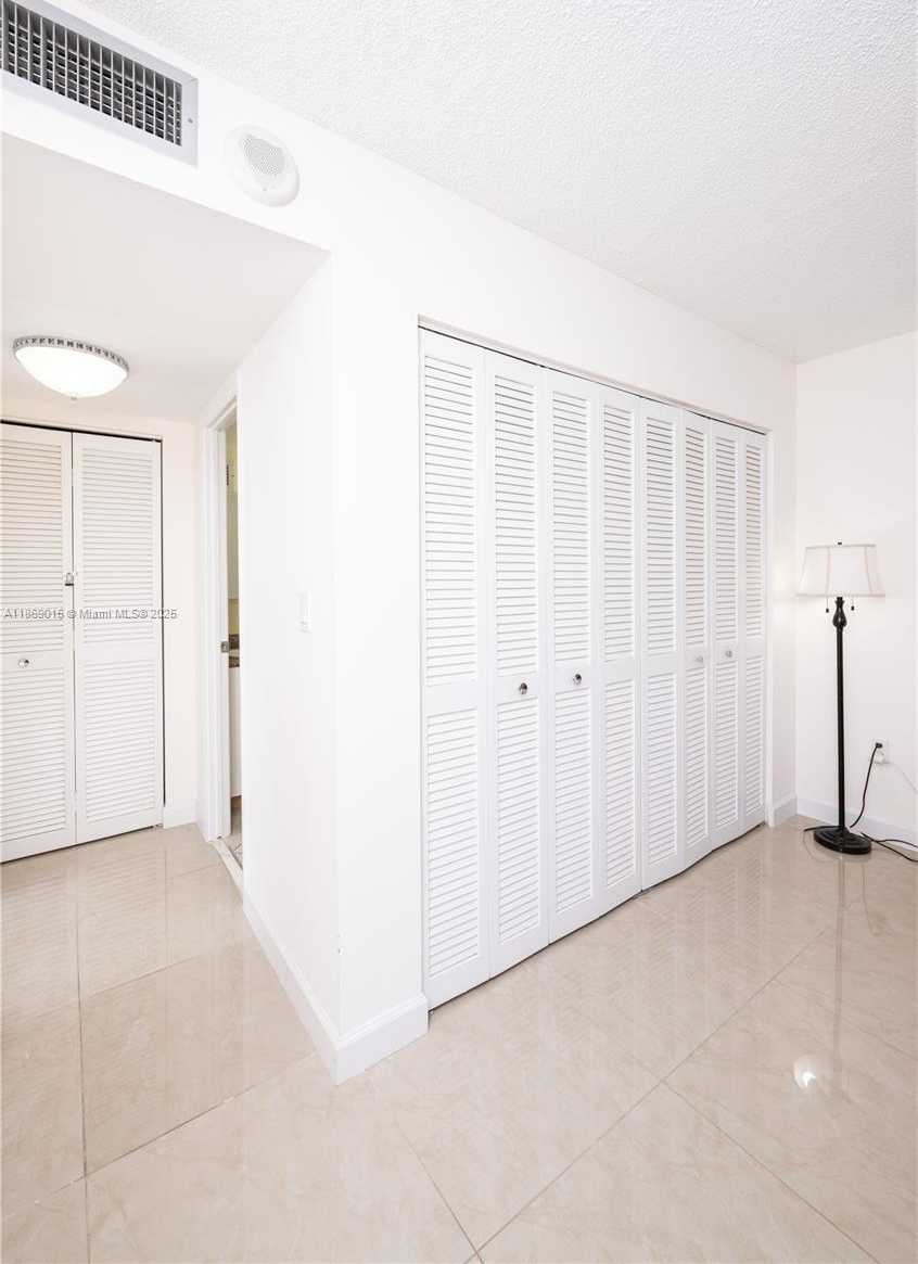 Small Image of 1833 SOUTH OCEAN DR #1007, Hallandale Beach Number 40