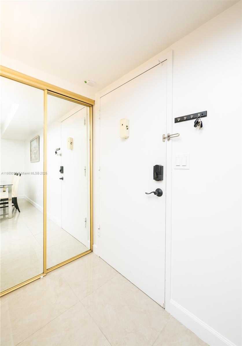 Small Image of 1833 SOUTH OCEAN DR #1007, Hallandale Beach Number 43