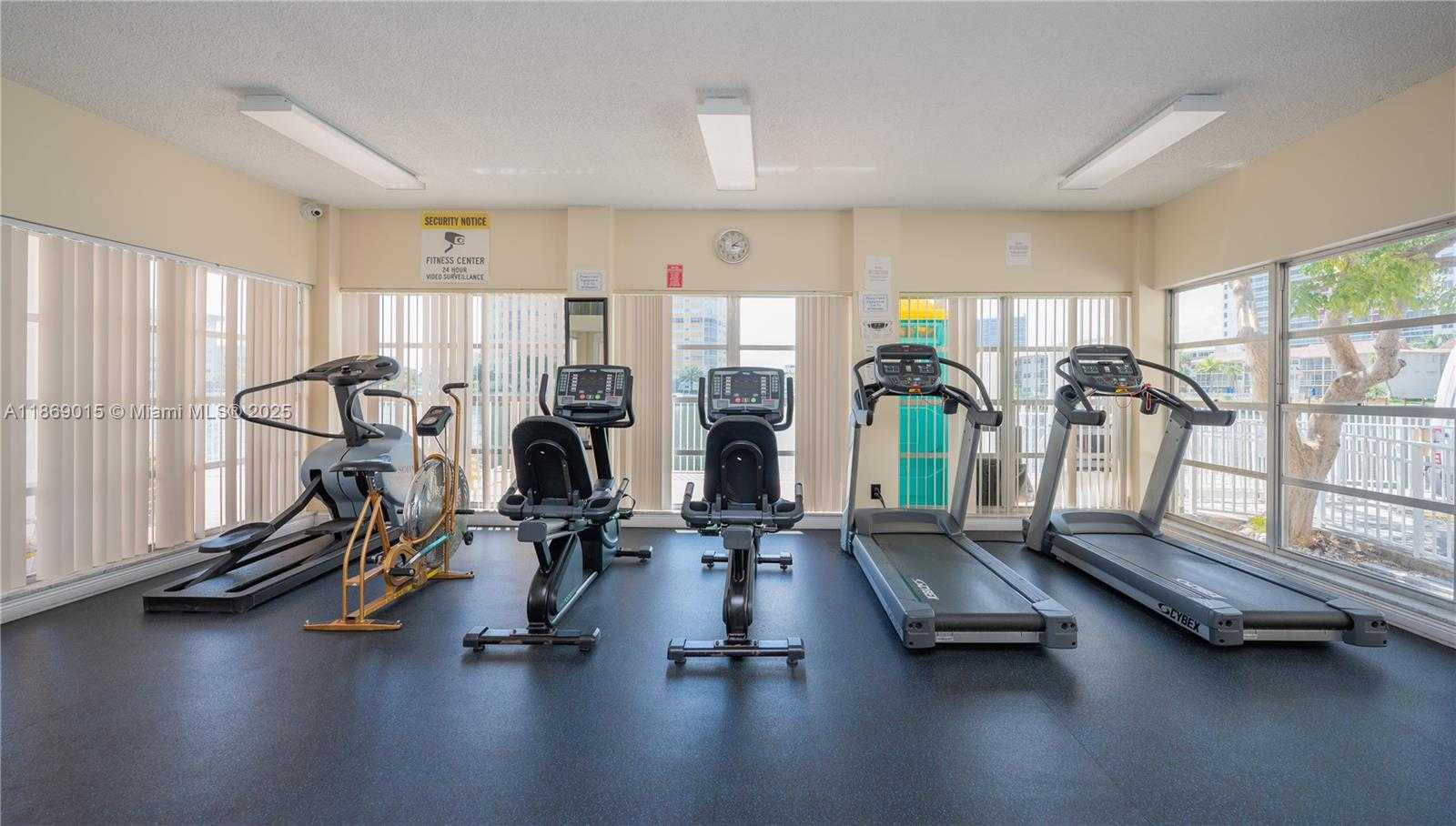 Small Image of 1833 SOUTH OCEAN DR #1007, Hallandale Beach Number 46