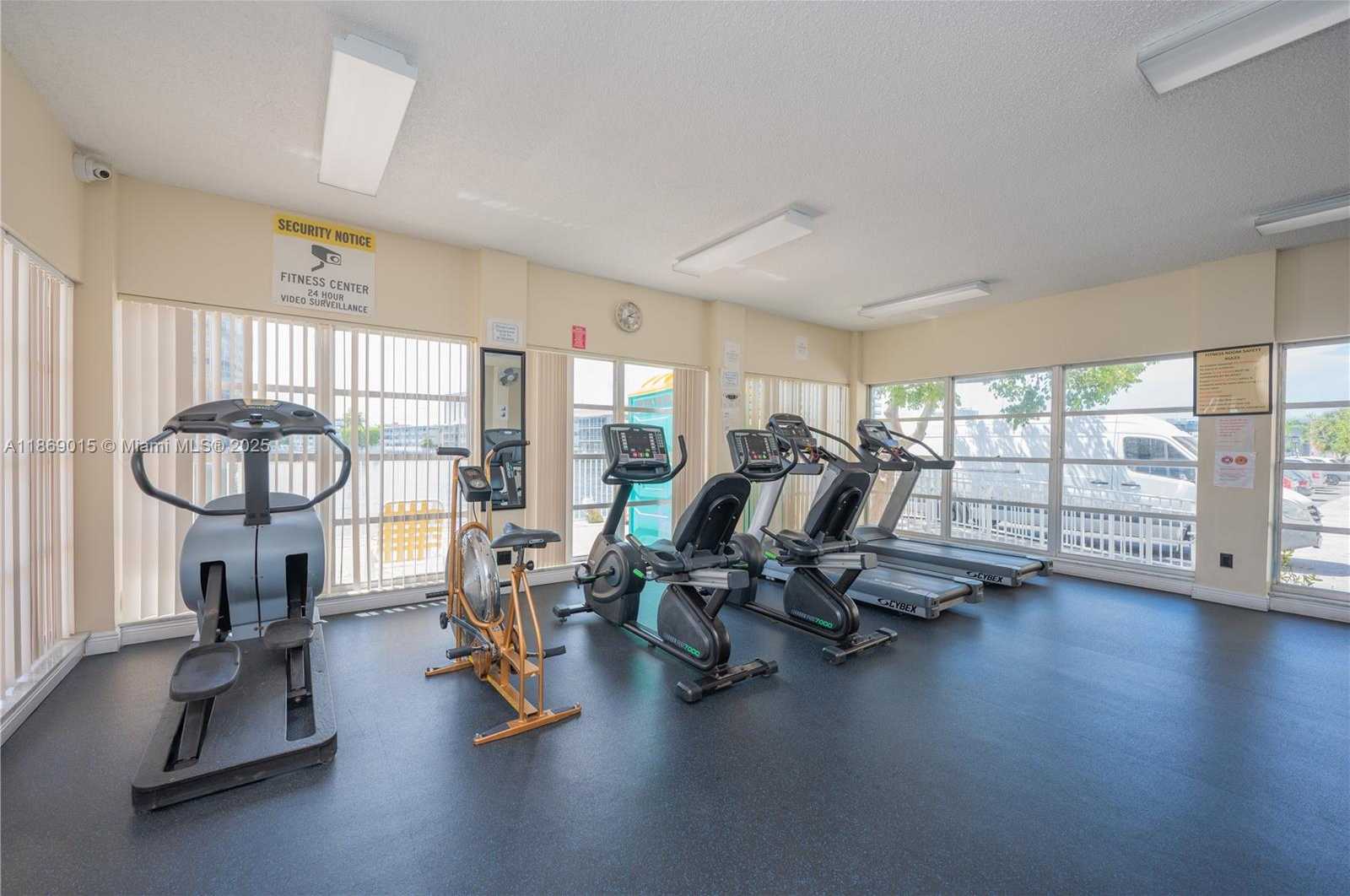Small Image of 1833 SOUTH OCEAN DR #1007, Hallandale Beach Number 47